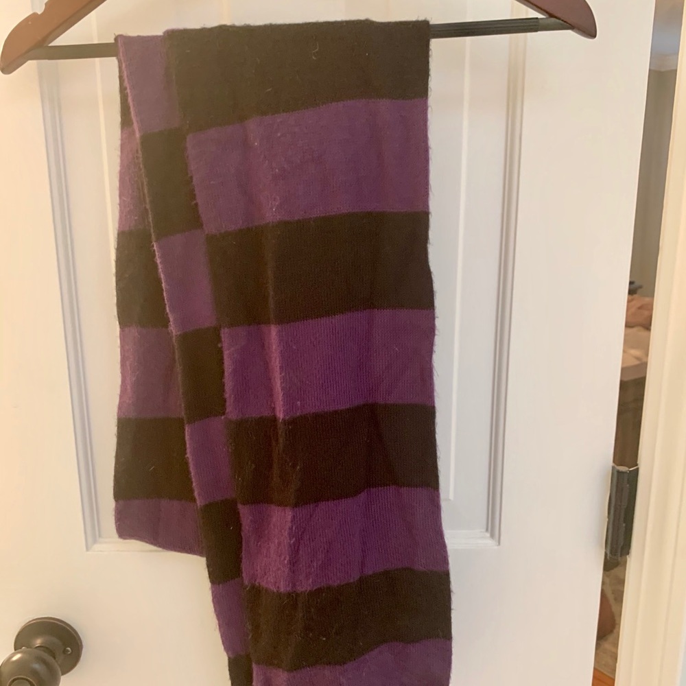 H&M purple and black striped scarf